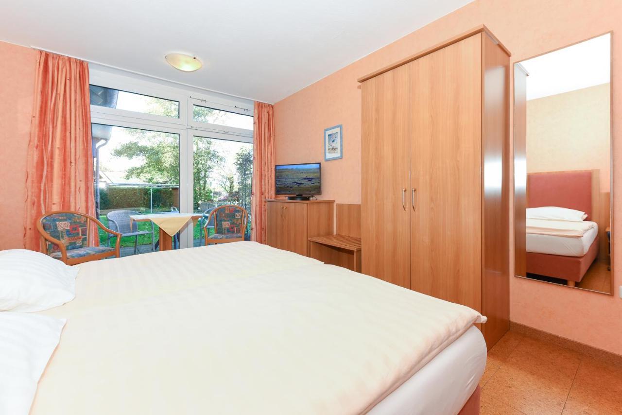 בנסרסיל Hotel-Pension Altes Siel מראה חיצוני תמונה