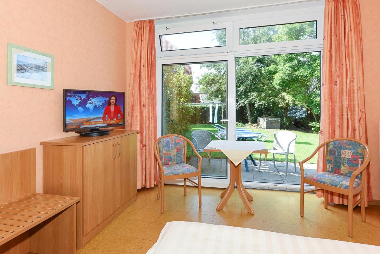 בנסרסיל Hotel-Pension Altes Siel מראה חיצוני תמונה