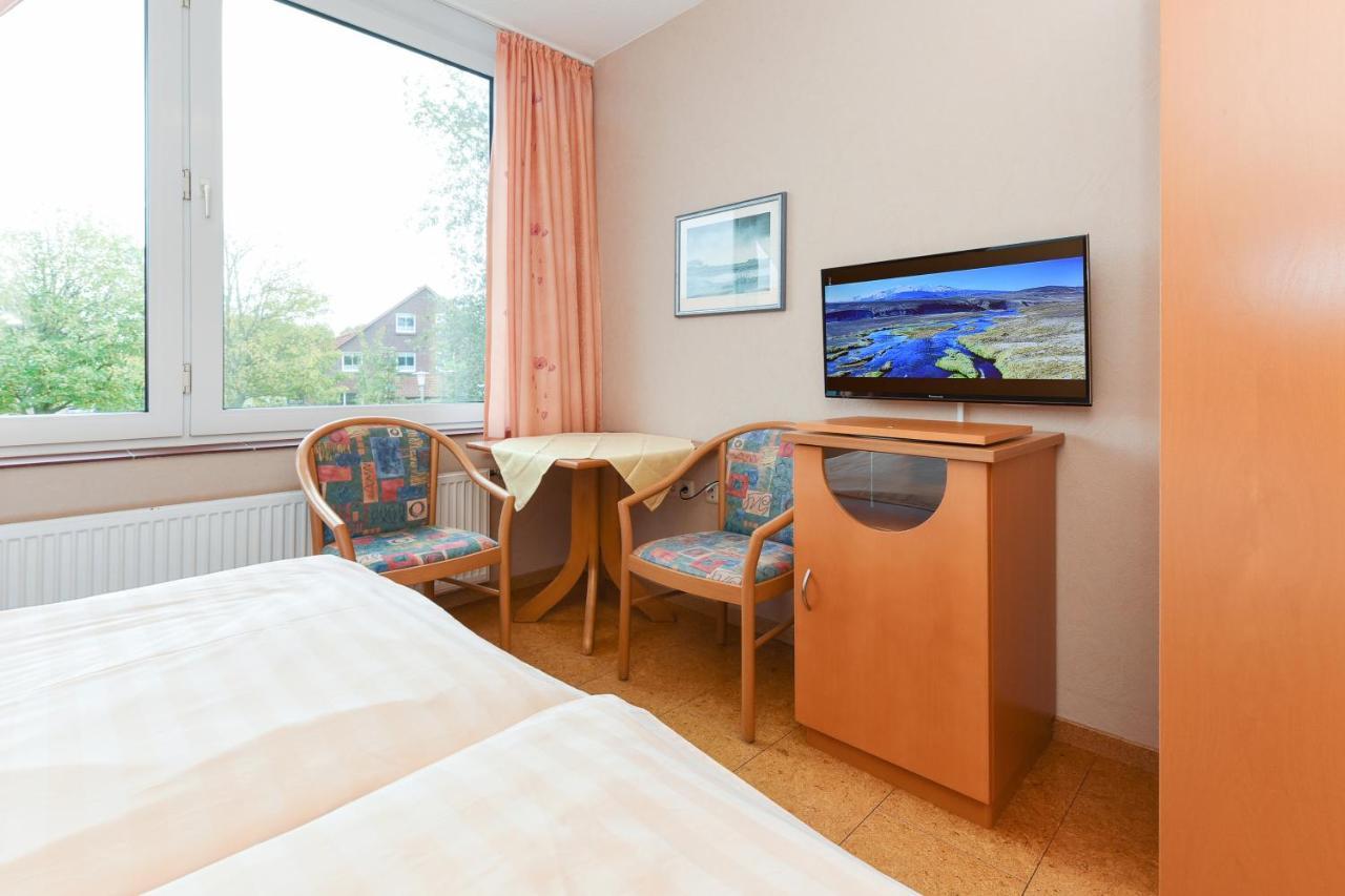בנסרסיל Hotel-Pension Altes Siel מראה חיצוני תמונה