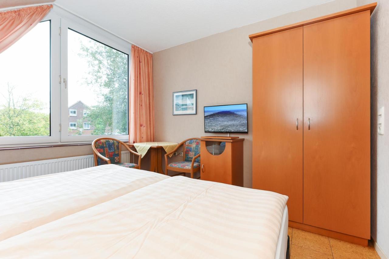 בנסרסיל Hotel-Pension Altes Siel מראה חיצוני תמונה