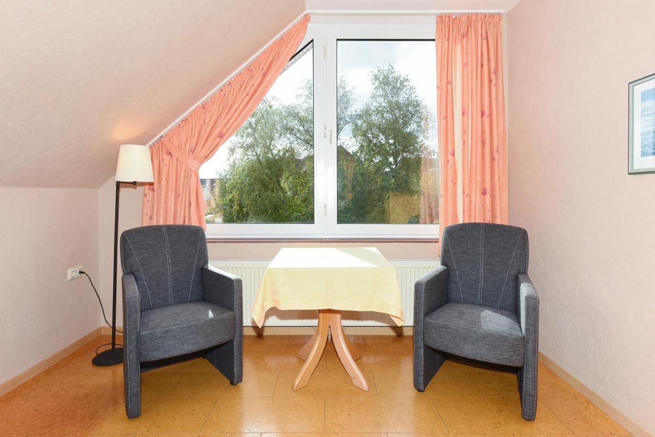 בנסרסיל Hotel-Pension Altes Siel מראה חיצוני תמונה